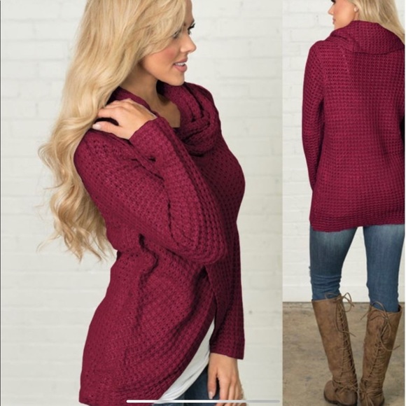 TURTLENECK SWEATER W/ASYMETRICAL HEMLINE - Picture 3 of 4